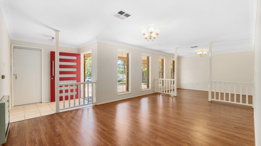 Terri Mackay Realty - 94 Warrangarree Drive