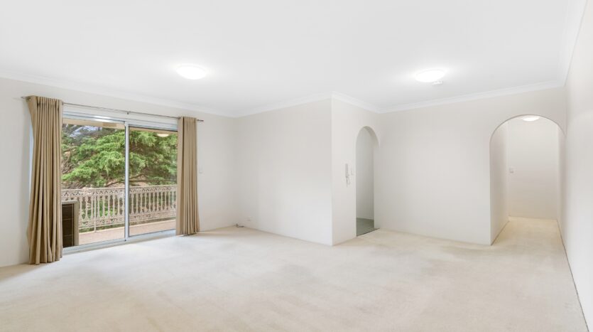 Terri Mackay Realty - 1072-1076 Old Princes Highway