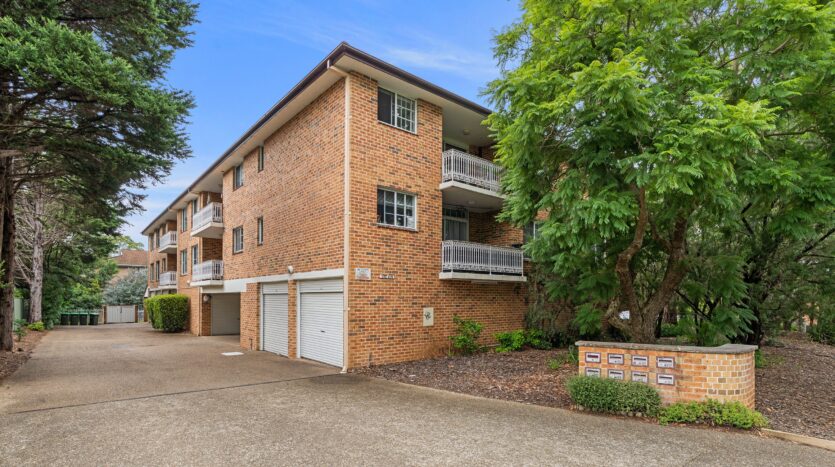 Terri Mackay Realty - 1072-1076 Old Princes Highway