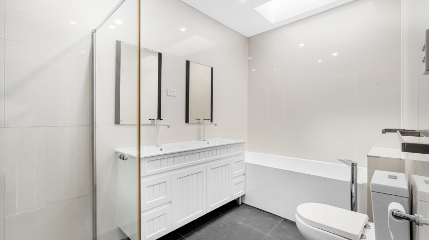 Terri Mackay Realty - 29 Starr Avenue