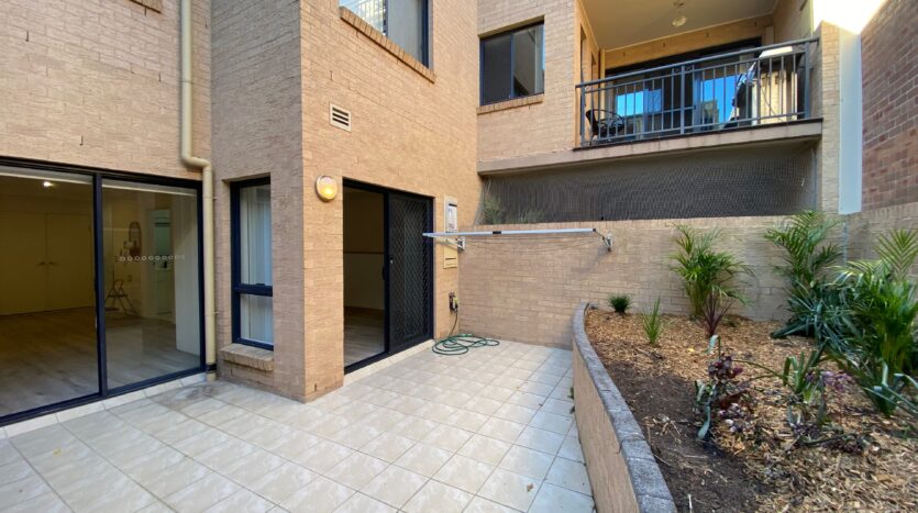 Terri Mackay Realty - 998 Old Princes Highway