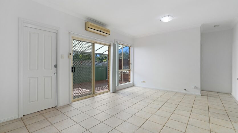 Terri Mackay Realty - 14-16 Rosebery Street