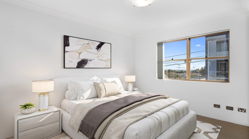Terri Mackay Realty - 9 998 Old Princes Highway