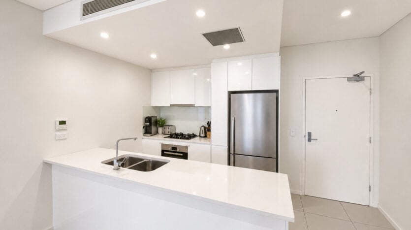 Terri Mackay Realty - 11 Veno Street