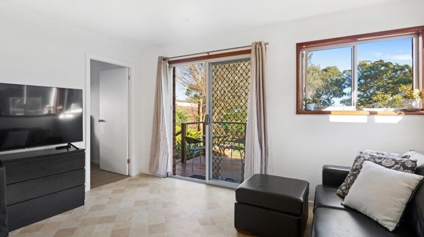 Terri Mackay Realty -  1A Jacana Grove