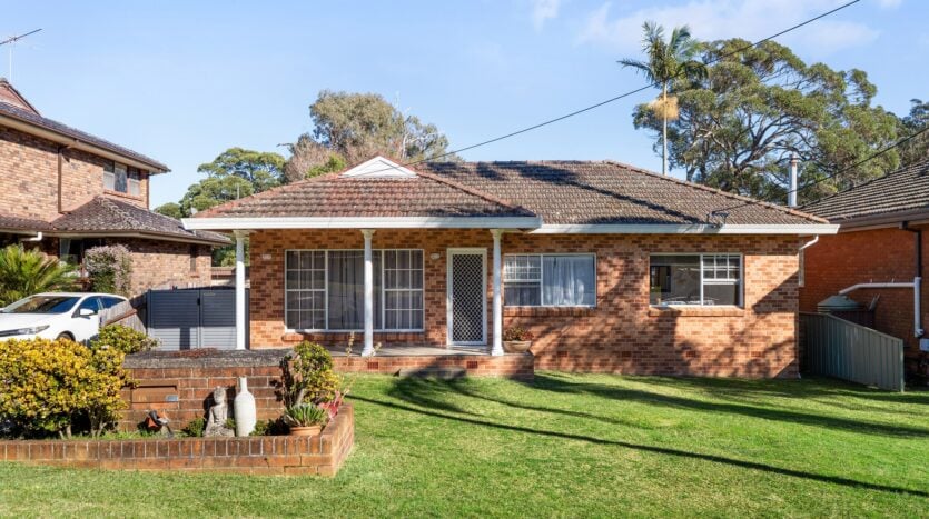 Terri Mackay Realty -  1A Jacana Grove