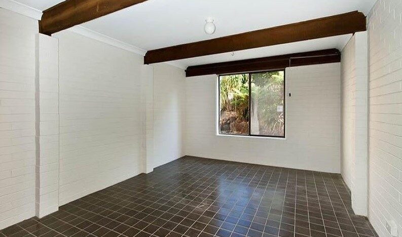Terri Mackay Realty - 5 Marooba Place