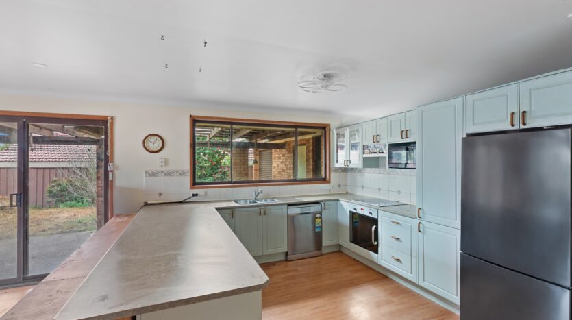 Terri Mackay Realty -  54 Bundanoon Road