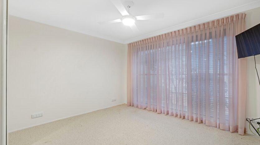 Terri Mackay Realty -  14 Jerrara Street