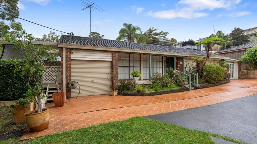 Terri Mackay Realty -  14 Jerrara Street