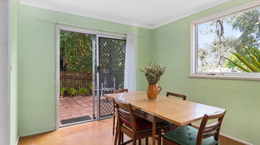 Terri Mackay Realty -  28 Bottle Forest Road