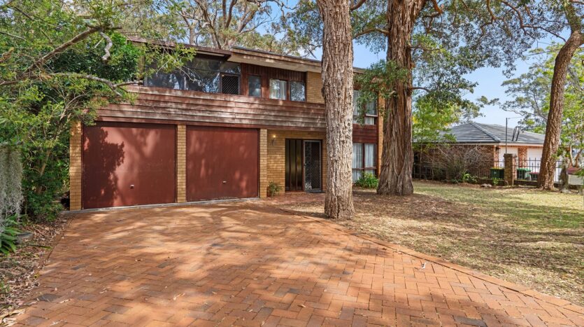 Terri Mackay Realty -  28 Bottle Forest Road