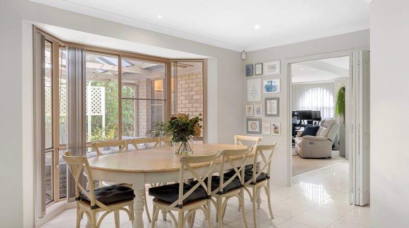 Terri Mackay Realty -  63 Waratah Road