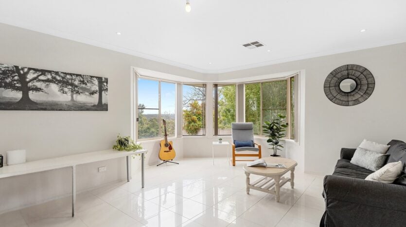 Terri Mackay Realty -  63 Waratah Road