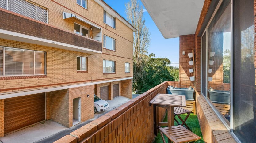 Terri Mackay Realty - 29 Victoria Avenue